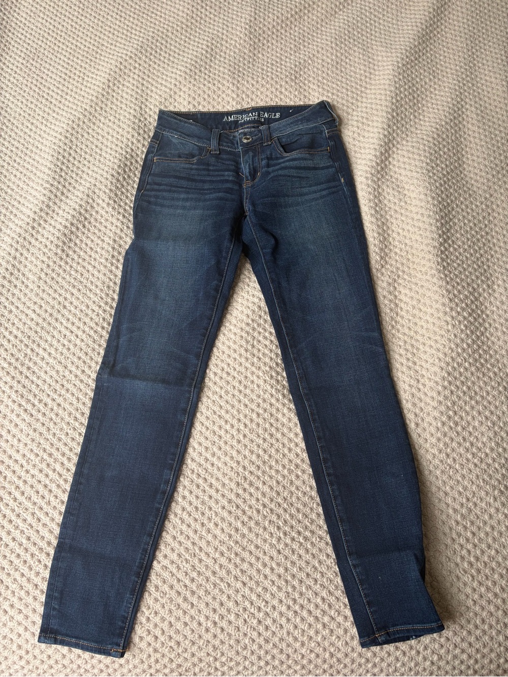 American Eagle Outfitters Women's Dark Wash Skinny Jeans